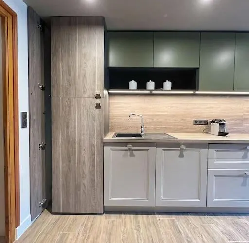 Lägenhet Centre Palais Des Sports